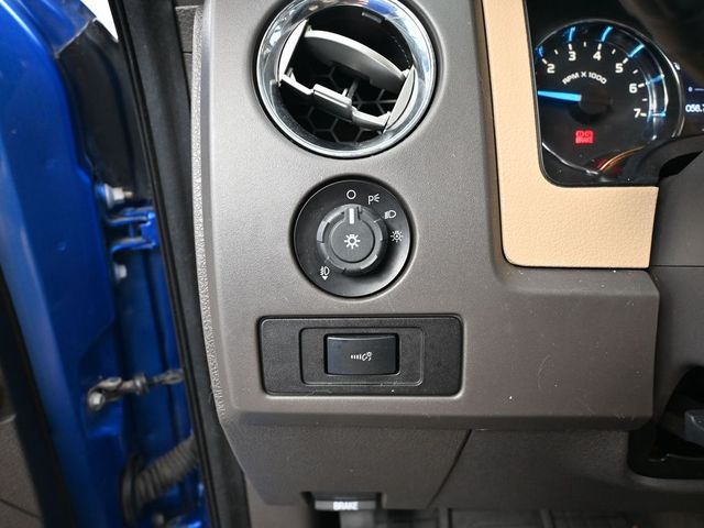 2013 Ford F-150 XLT photo 21