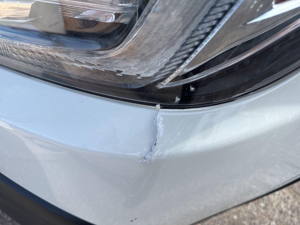 2022 Subaru Outback Limited photo 2