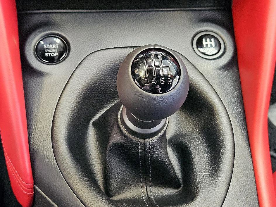 2025 Nissan Z Performance photo 22