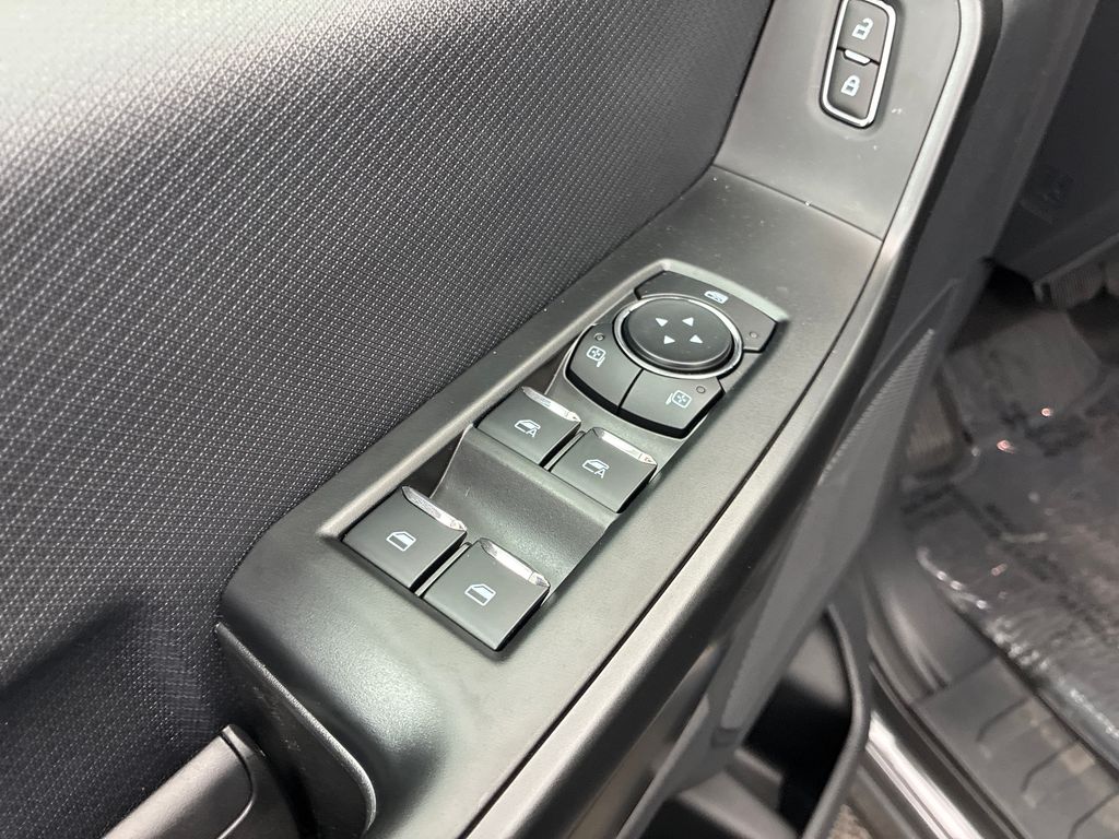 2025 Ford F-150 STX photo 11