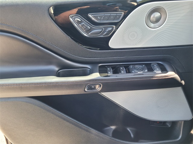 2022 Lincoln Aviator Reserve photo 27