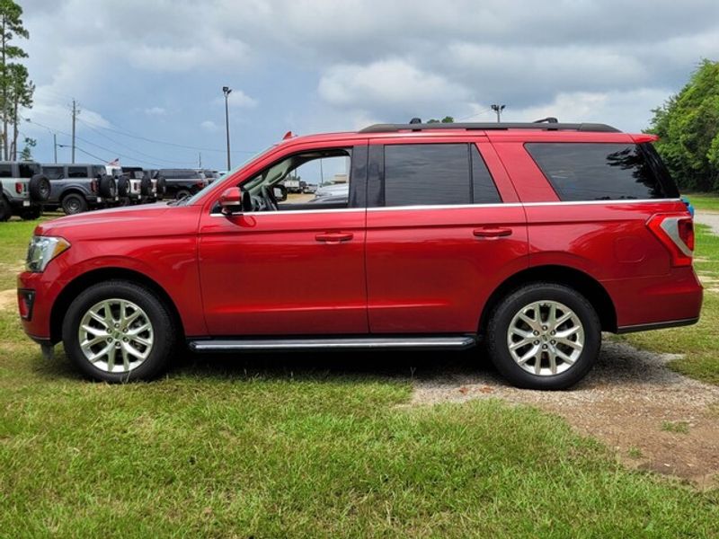 2021 Ford Expedition XLT photo 4