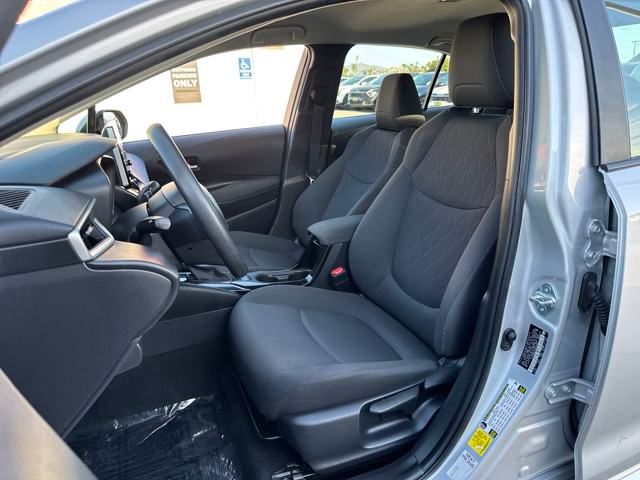 2021 Toyota Corolla LE photo 4