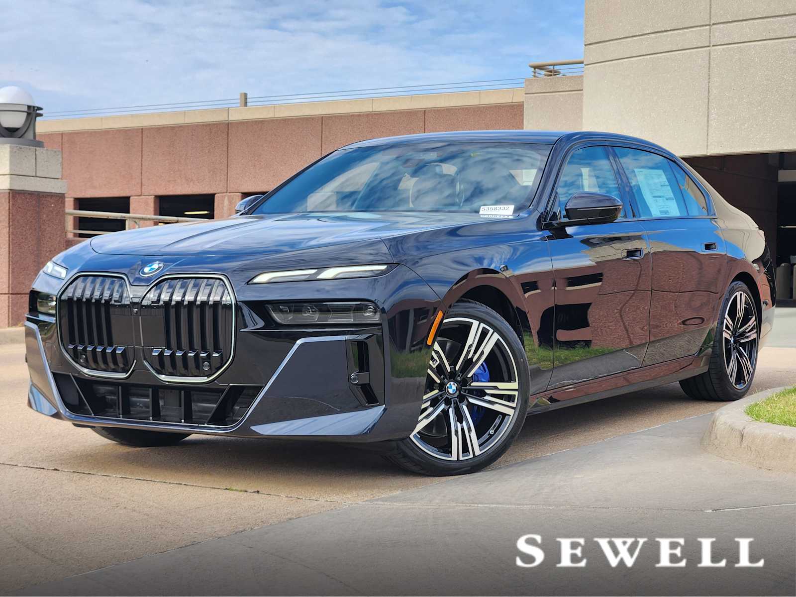 2025 BMW 7 Series 740i