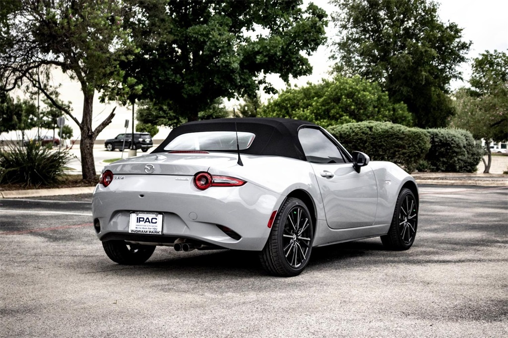 2025 Mazda MX-5 Miata Miata Grand Touring photo 5