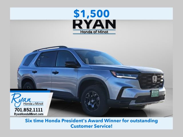 2025 Honda Pilot TrailSport's photo