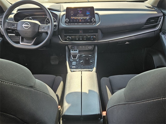 2025 Nissan Rogue S photo 7