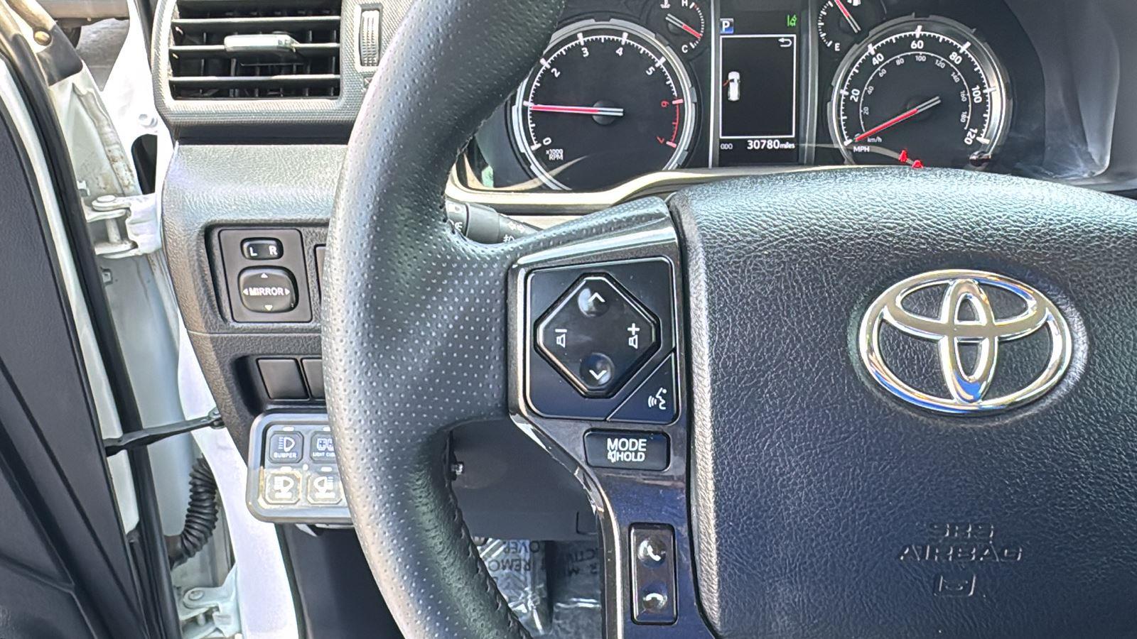 2023 Toyota 4Runner TRD photo 17