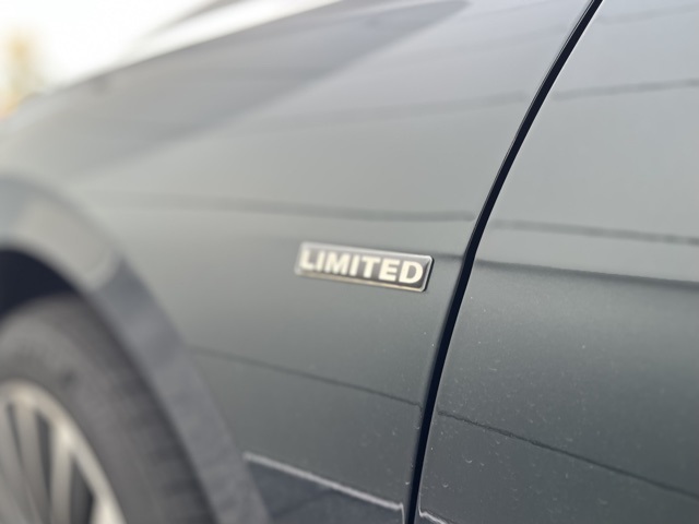 2022 Volkswagen Passat 2.0T Limited photo 15