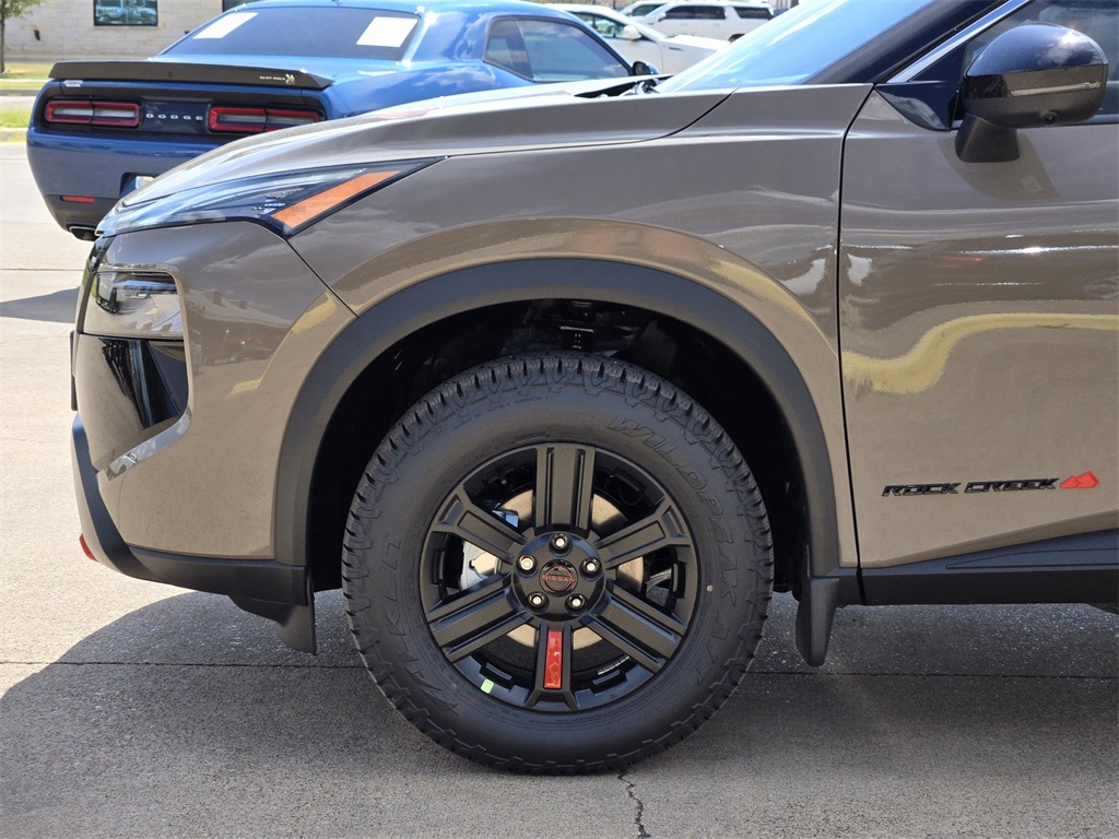 2026 Nissan Rogue SV photo 4