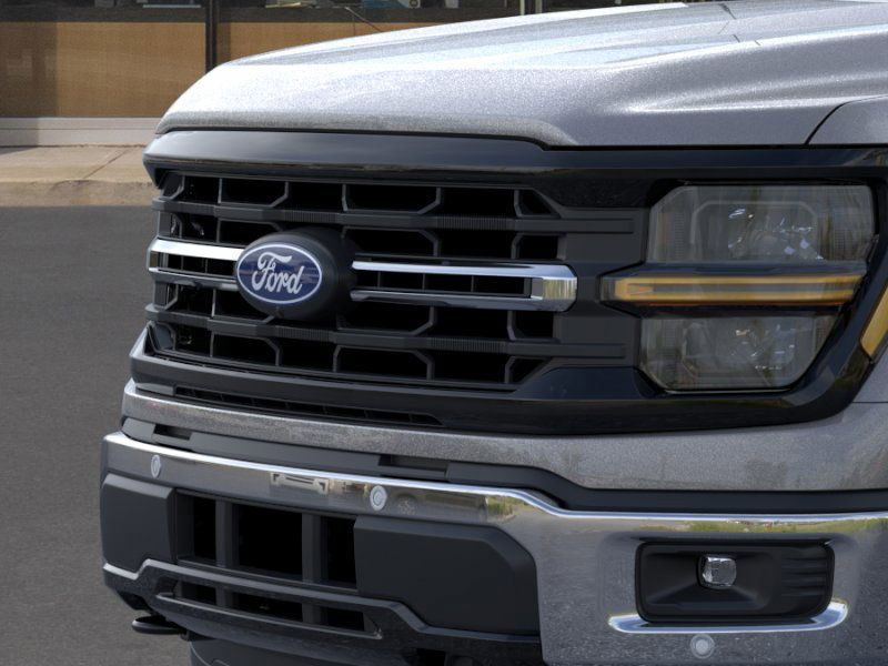 2024 Ford F-150 XLT photo 16