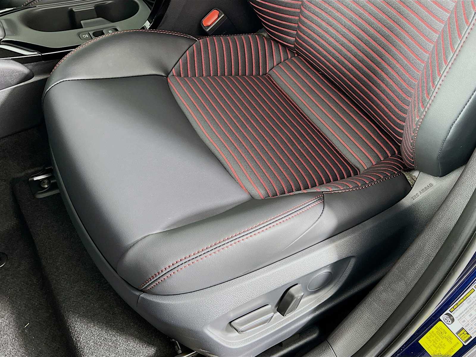2025 Toyota Corolla XSE photo 15