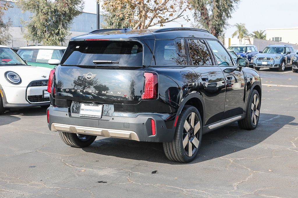 2025 Mini Countryman S ALL4 photo 8