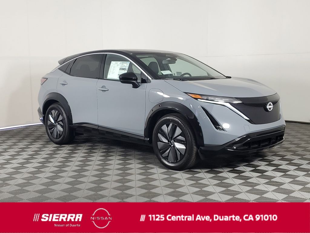 New 2025 Two-tone Boulder Gray Pearl / Black Diamond Pearl Nissan ENGAGE FWD image 1
