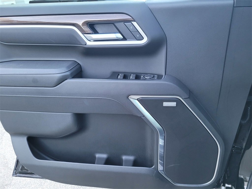 2025 Chevrolet Silverado 1500 RST photo 23