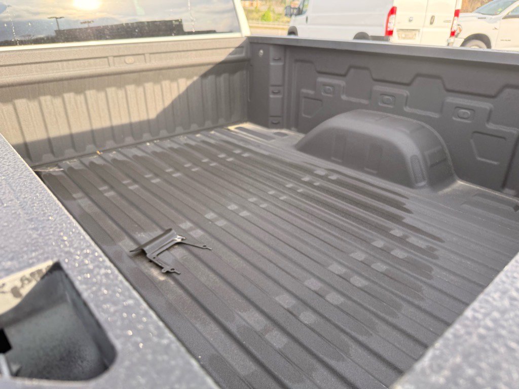 2023 Chevrolet Silverado 1500 Custom photo 18