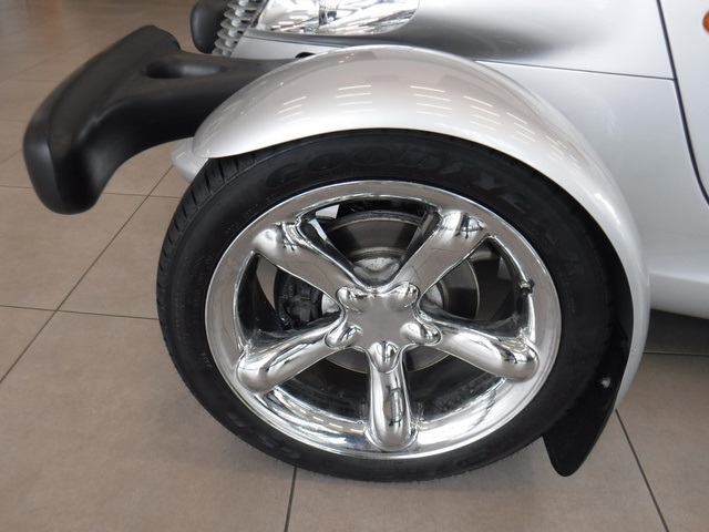 2000 Plymouth Prowler Base photo 19
