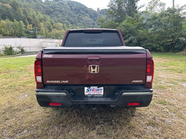 2017 Honda Ridgeline RTL-T photo 6