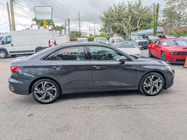 2022 Audi A3 Premium Plus 40 TFSI Quattro S line photo 7