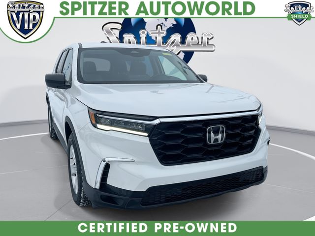 2023 Honda Pilot LX's photo