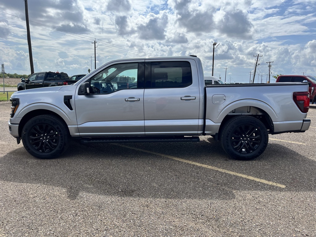 2025 Ford F-150 XLT photo 2