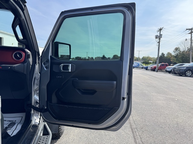 2018 Jeep Wrangler Unlimited Rubicon photo 19
