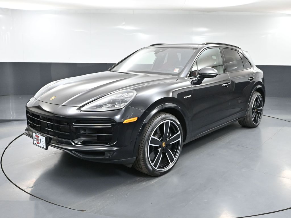 2022 Porsche Cayenne E-Hybrid Turbo S photo 6