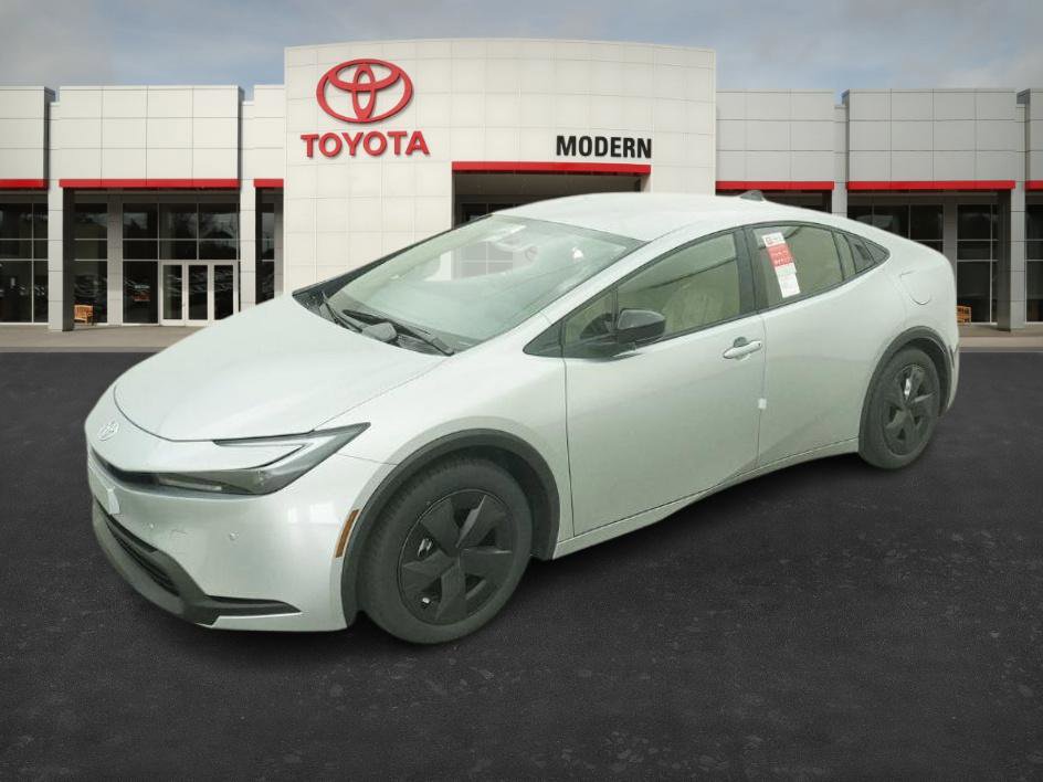 2026 Toyota Prius LE's photo