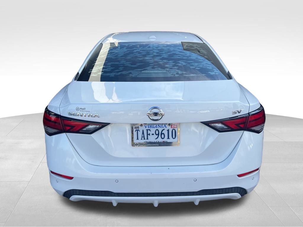 2020 Nissan Sentra SV photo 2