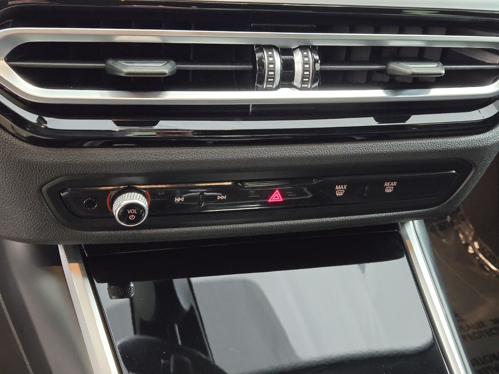 2023 Bmw 330e photo 28