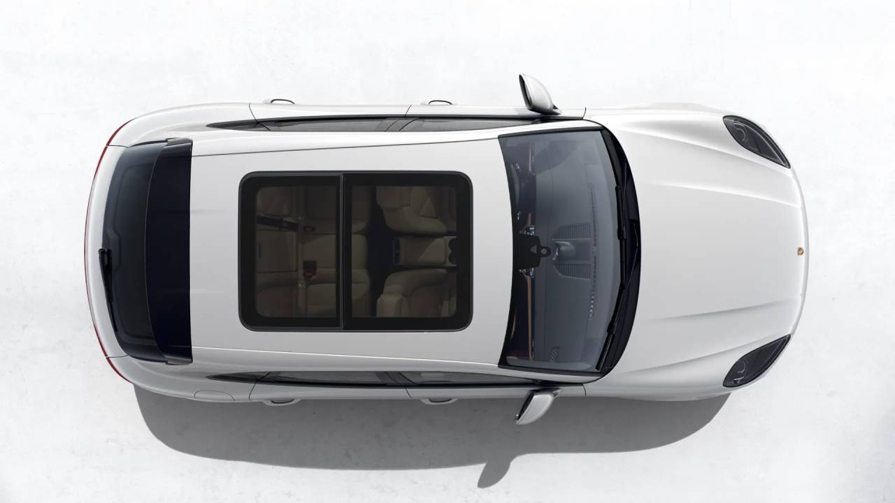 2026 Porsche Macan T photo 5