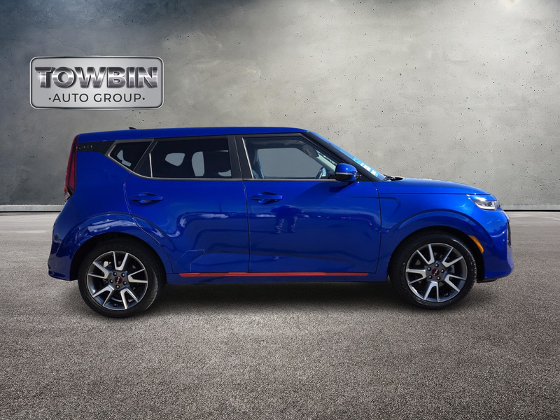 2022 Kia Soul GT-Line Turbo photo 3