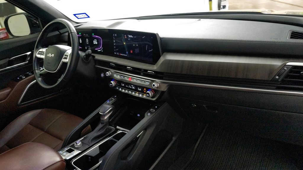 2024 Kia Telluride EX photo 24