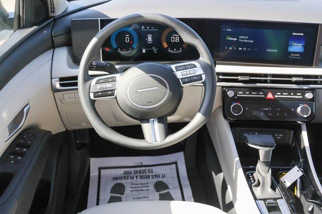 New 2025 Black Hyundai SEL FWD image 12