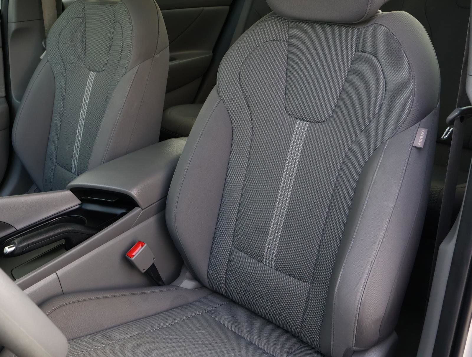 2023 Hyundai Elantra SE photo 12