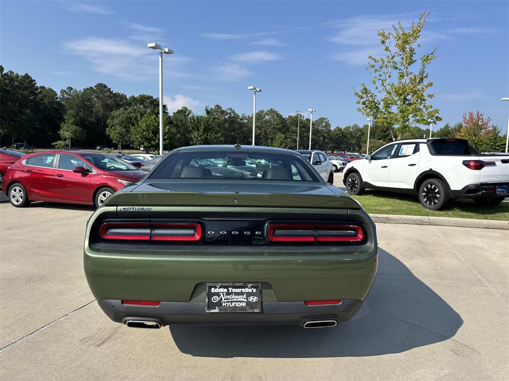2021 Dodge Challenger SXT photo 5