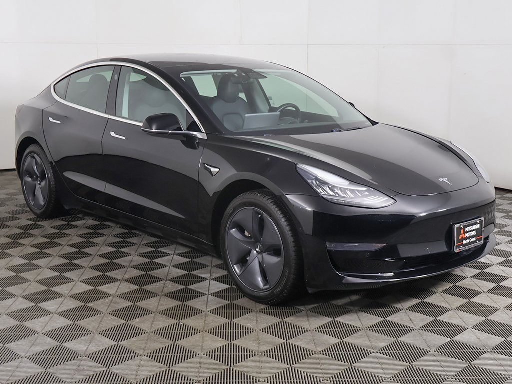 Used 2019 Tesla Model 3 Mid Range with VIN 5YJ3E1EA1KF484416 for sale in Parma, OH