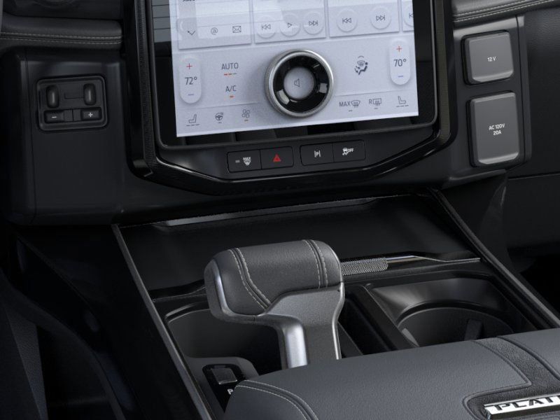 2025 Ford F-150 Lightning Platinum photo 16