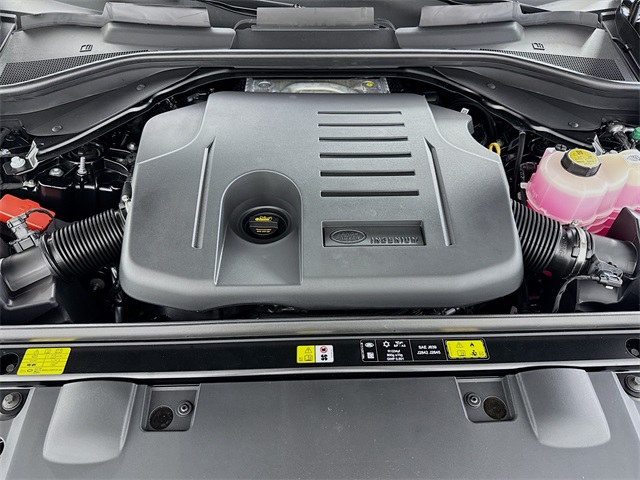 2025 Land Rover Range Rover Sport SE photo 29