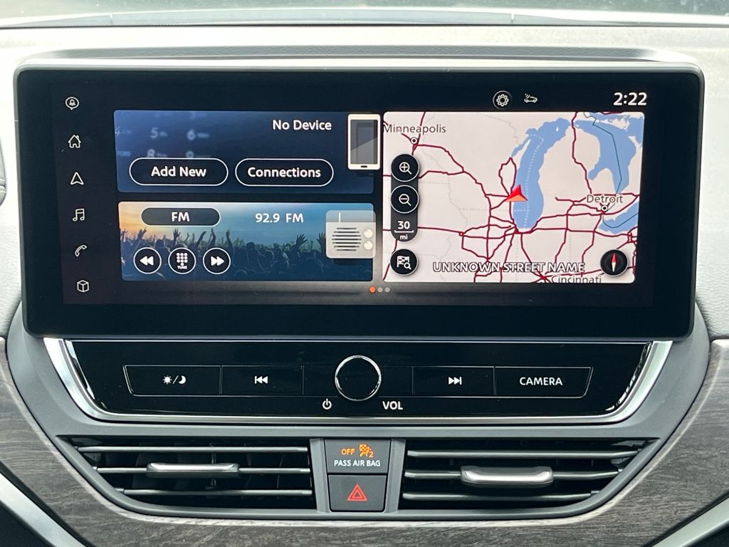 2025 Nissan Altima SL photo 25