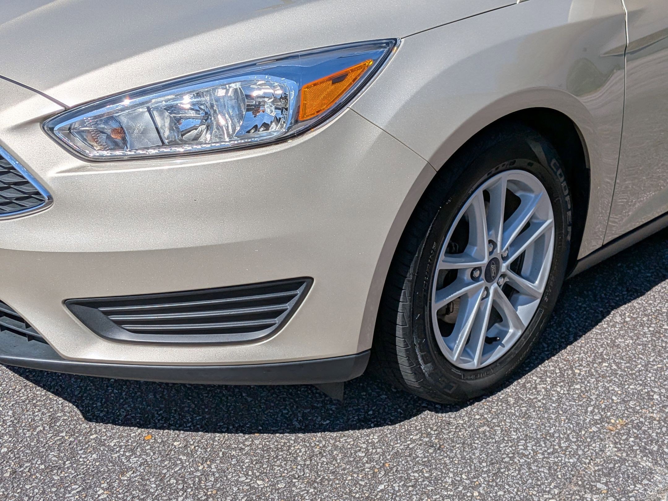 2018 Ford Focus SE photo 9