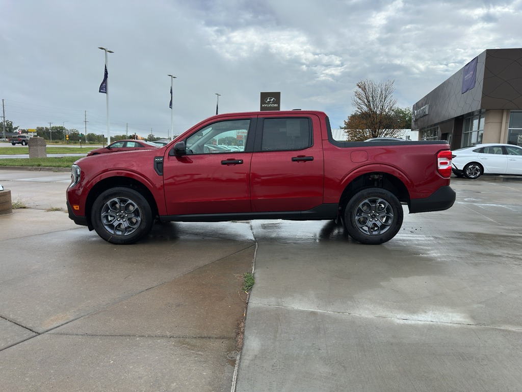 2025 Ford Maverick XLT photo 3