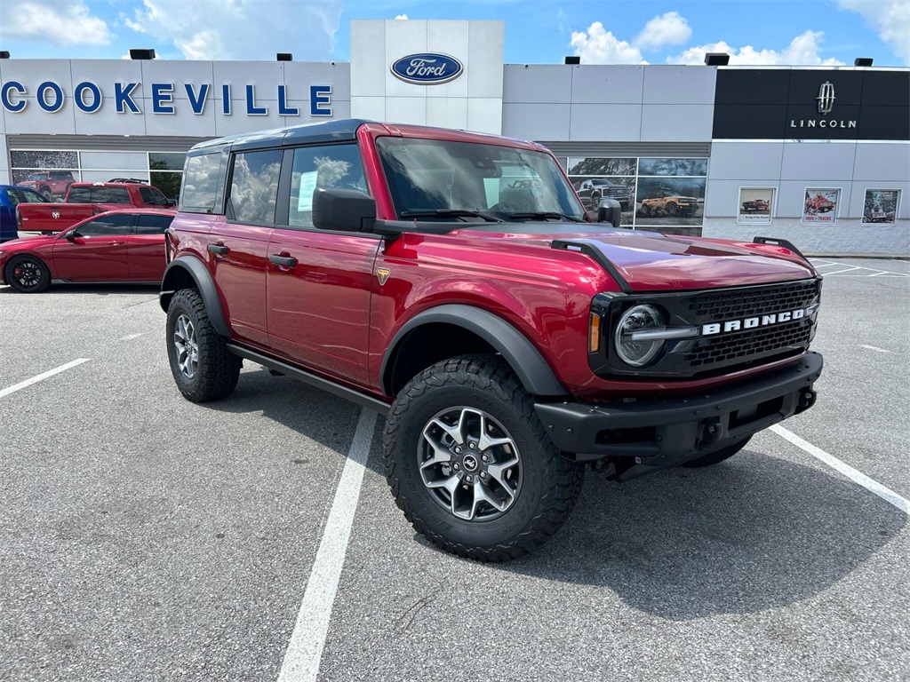 2025 Ford Bronco Badlands photo 2