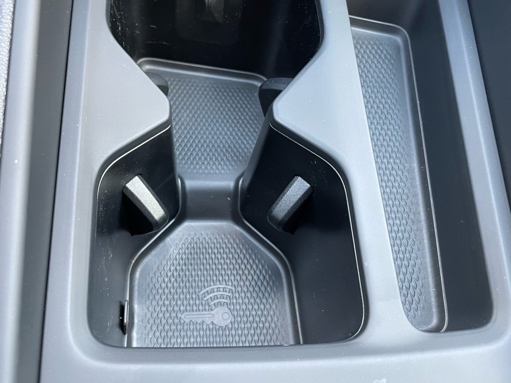 2025 Volkswagen Tiguan SE R-Line Black photo 6
