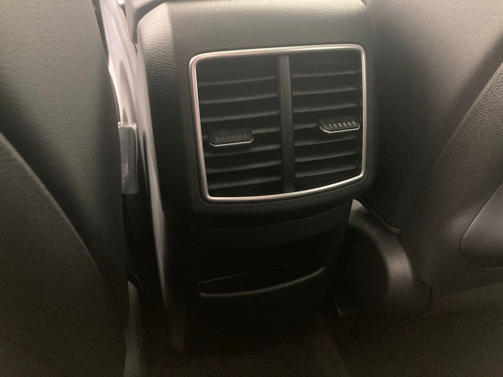 2026 Kia Sportage Hybrid photo 3