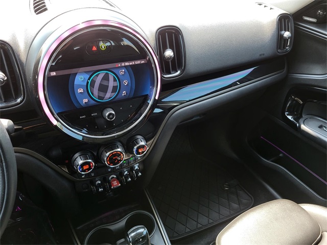 2021 Mini Cooper Signature photo 23