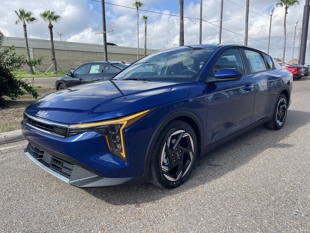 2025 Kia K4 EX photo 3
