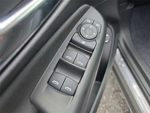 2025 Buick Envista Avenir photo 13