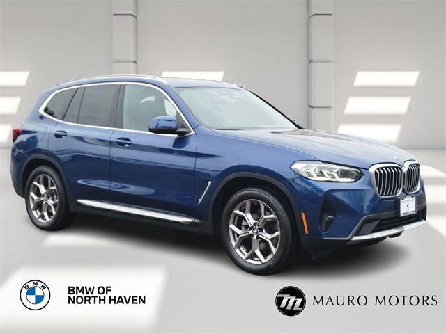 2022 BMW X3 30i's photo