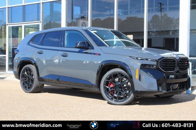 2026 BMW XM Base's photo